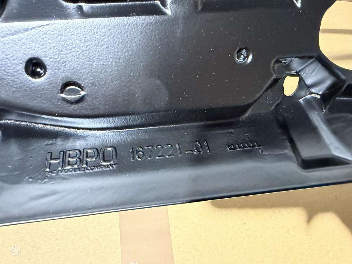 Porsche Panamera, 97050448101