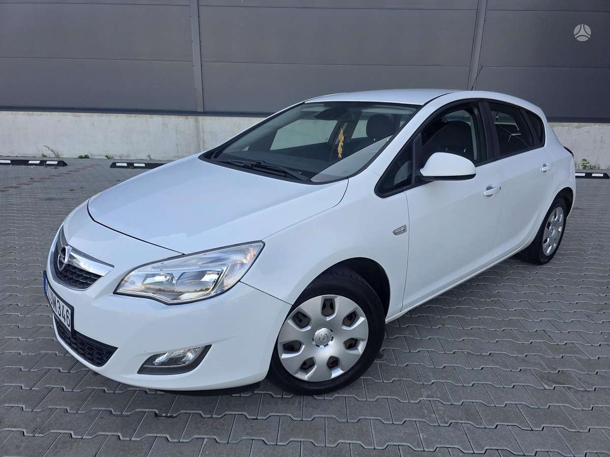 Opel Astra, 1.7 l., Хэтчбек