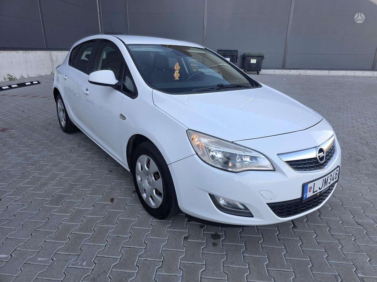 Opel Astra, 1.7 l., Хэтчбек