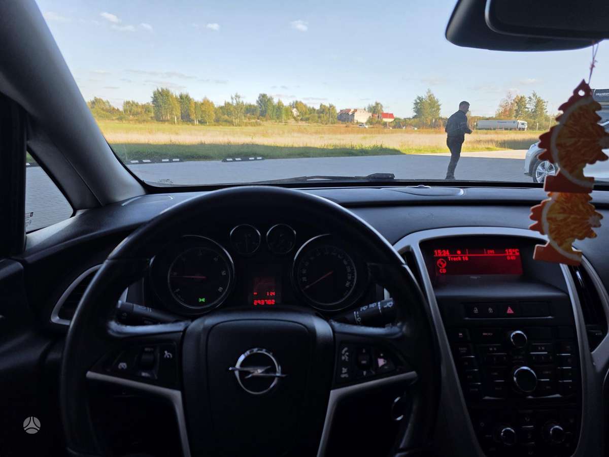 Opel Astra, 1.7 l., Хэтчбек
