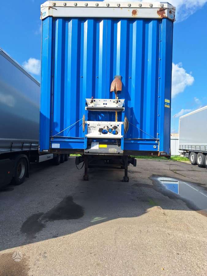 Krone, curtain / tarpaulin