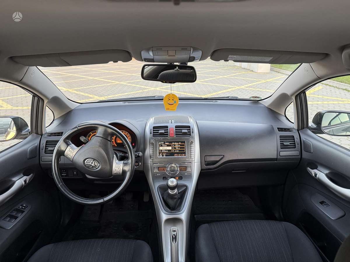 Toyota Auris, 2.0 l., Хэтчбек
