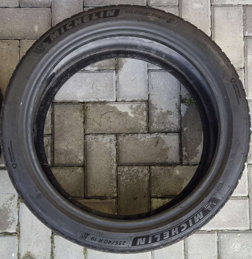 Michelin PILOT ALPIN 5, winter 235/40 R19