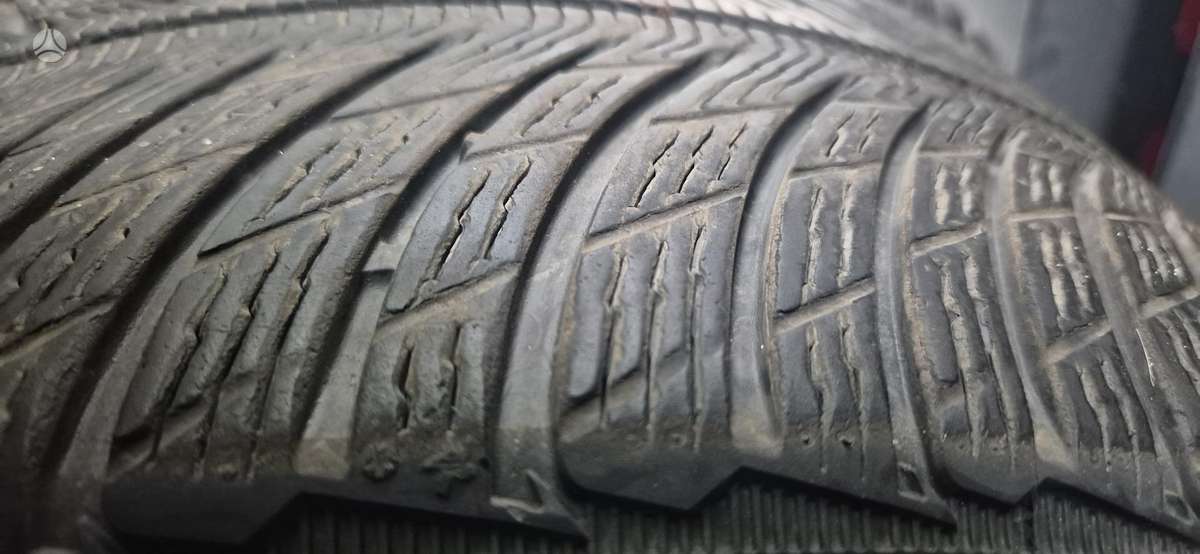 Michelin PILOT ALPIN 5, winter 235/40 R19