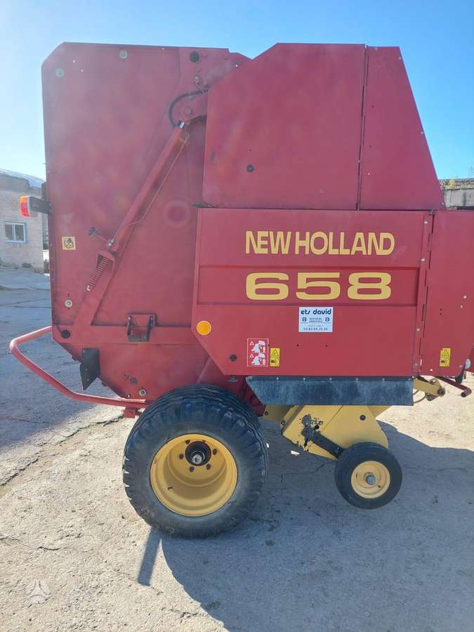 New Holland BR 658, balers