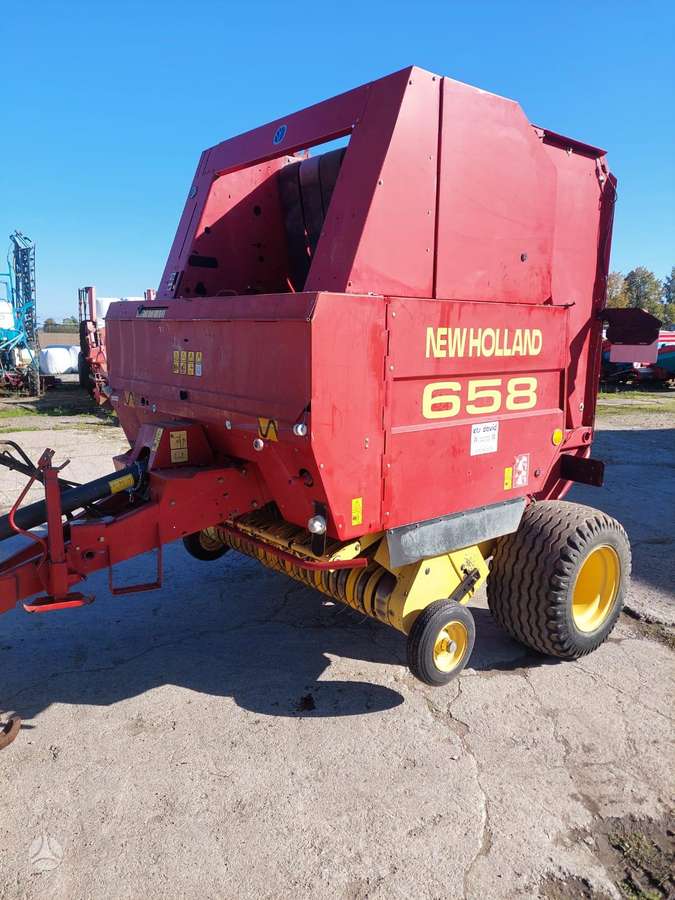 New Holland BR 658, balers