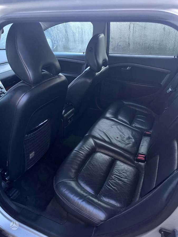 Volvo XC70, 2.4 l., Универсал