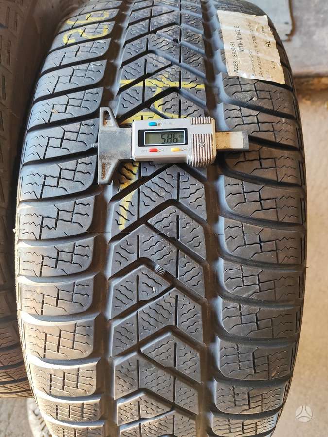 Pirelli, winter 245/40 R20