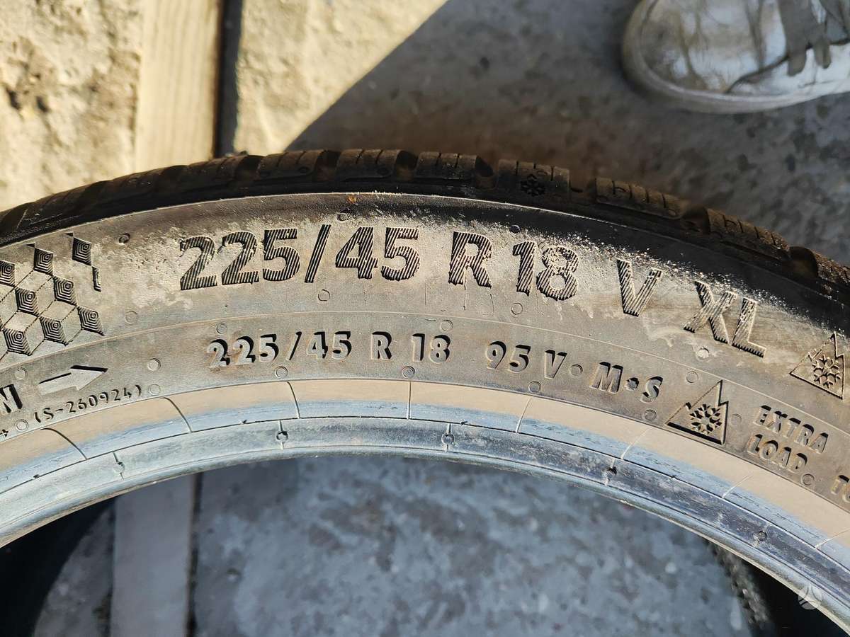 Continental, winter 225/45 R18
