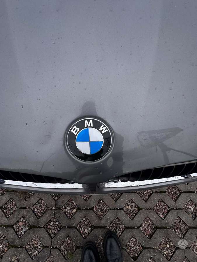 BMW 318, 2.0 l., Седан