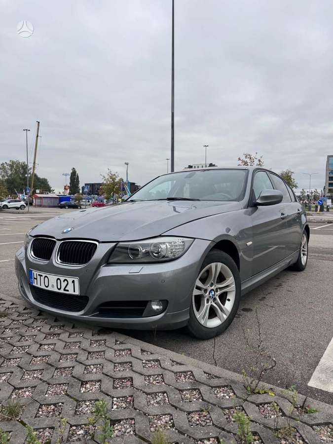 BMW 318, 2.0 l., Седан