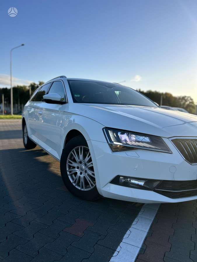 Skoda Superb, 2.0 l., wagon