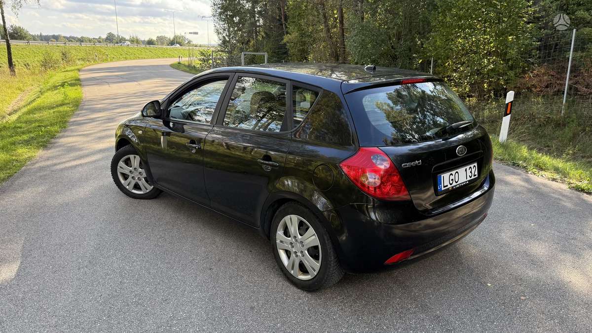 Kia Ceed, 1.4 l., Хэтчбек