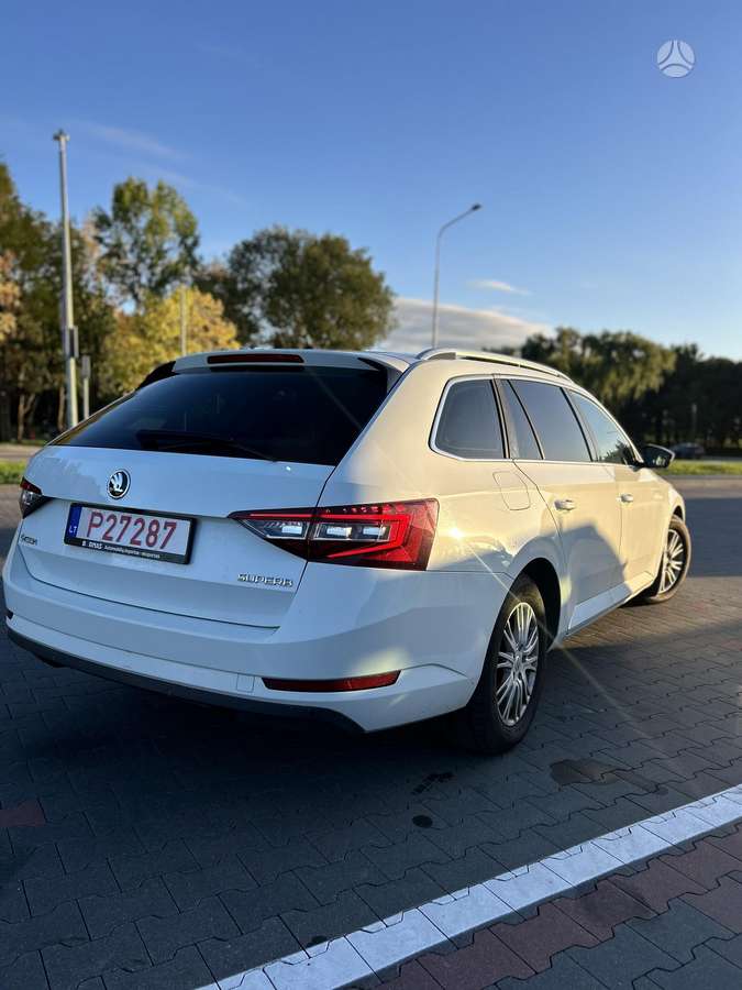Skoda Superb, 2.0 l., universalas