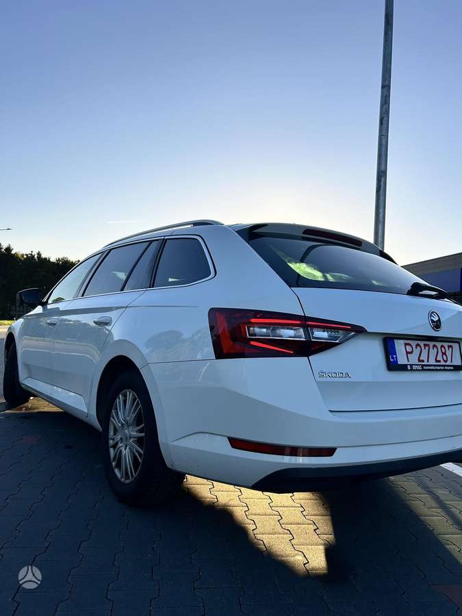 Skoda Superb, 2.0 l., wagon