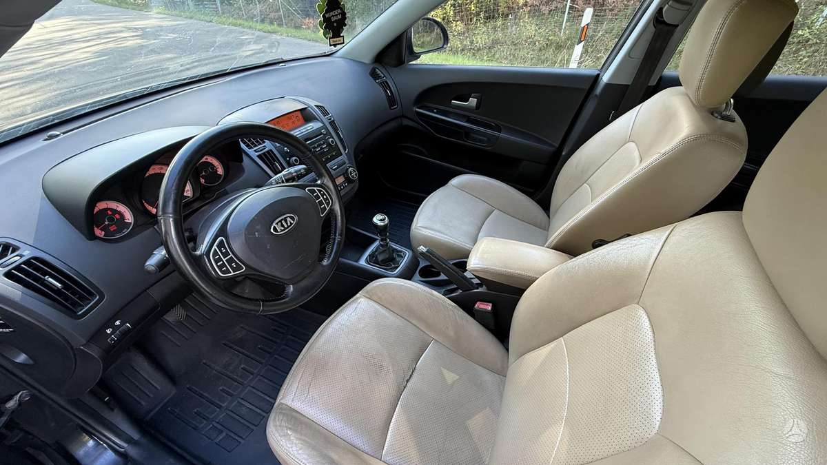 Kia Ceed, 1.4 l., hatchback