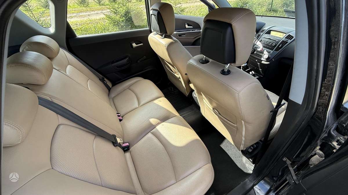 Kia Ceed, 1.4 l., Хэтчбек