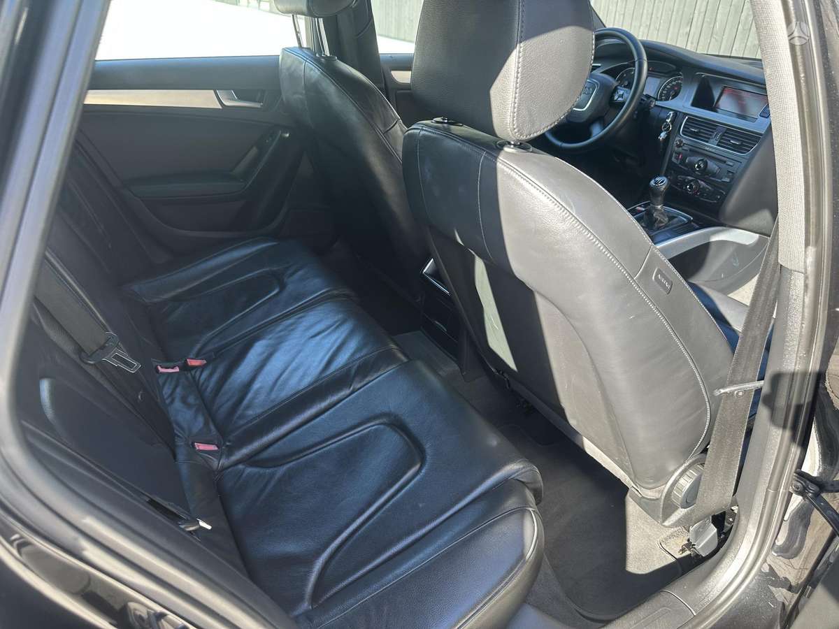 Audi A4, 2.0 l., Универсал