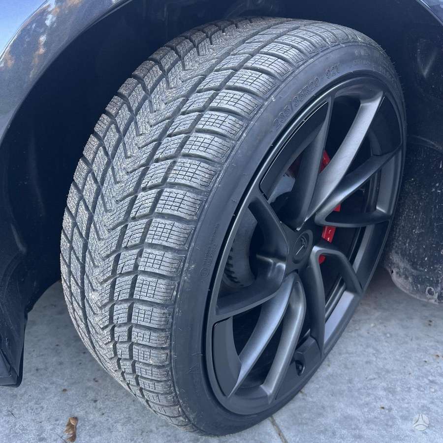 Tesla Model 3, 72 кВт·ч, Хэтчбек