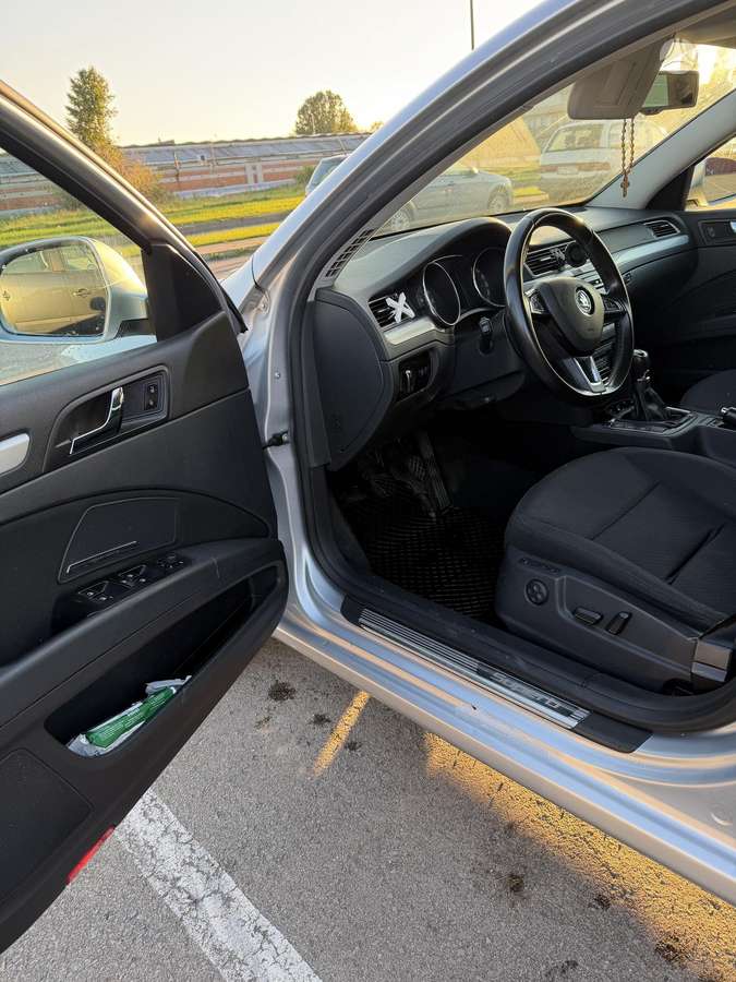 Skoda Superb, 2.0 l., wagon