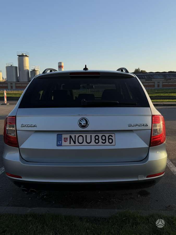 Skoda Superb, 2.0 l., universalas