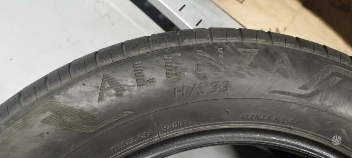 Bridgestone ALENZA, летние 225/60 R18