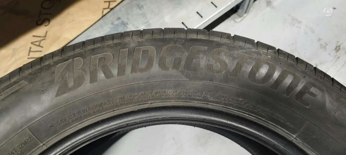 Bridgestone ALENZA, летние 225/60 R18