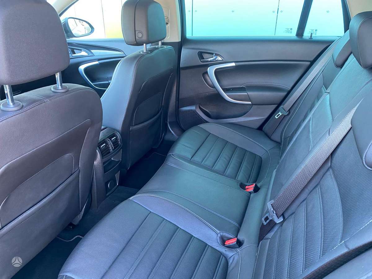 Opel Insignia, 2.0 l., Универсал