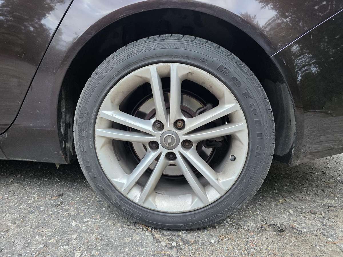 Opel Insignia, 2.0 l., Универсал