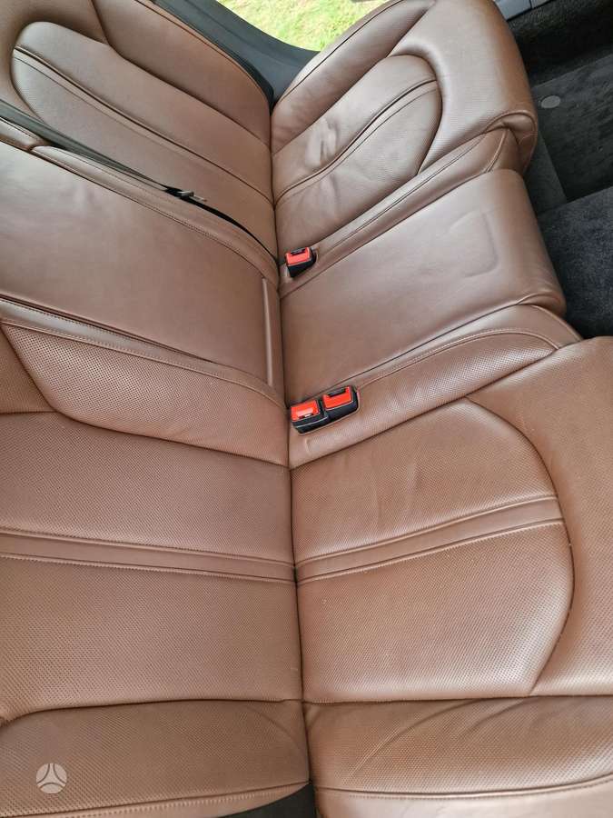 Audi A8, 3.0 l., Седан