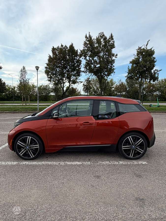 BMW i3, hatchback