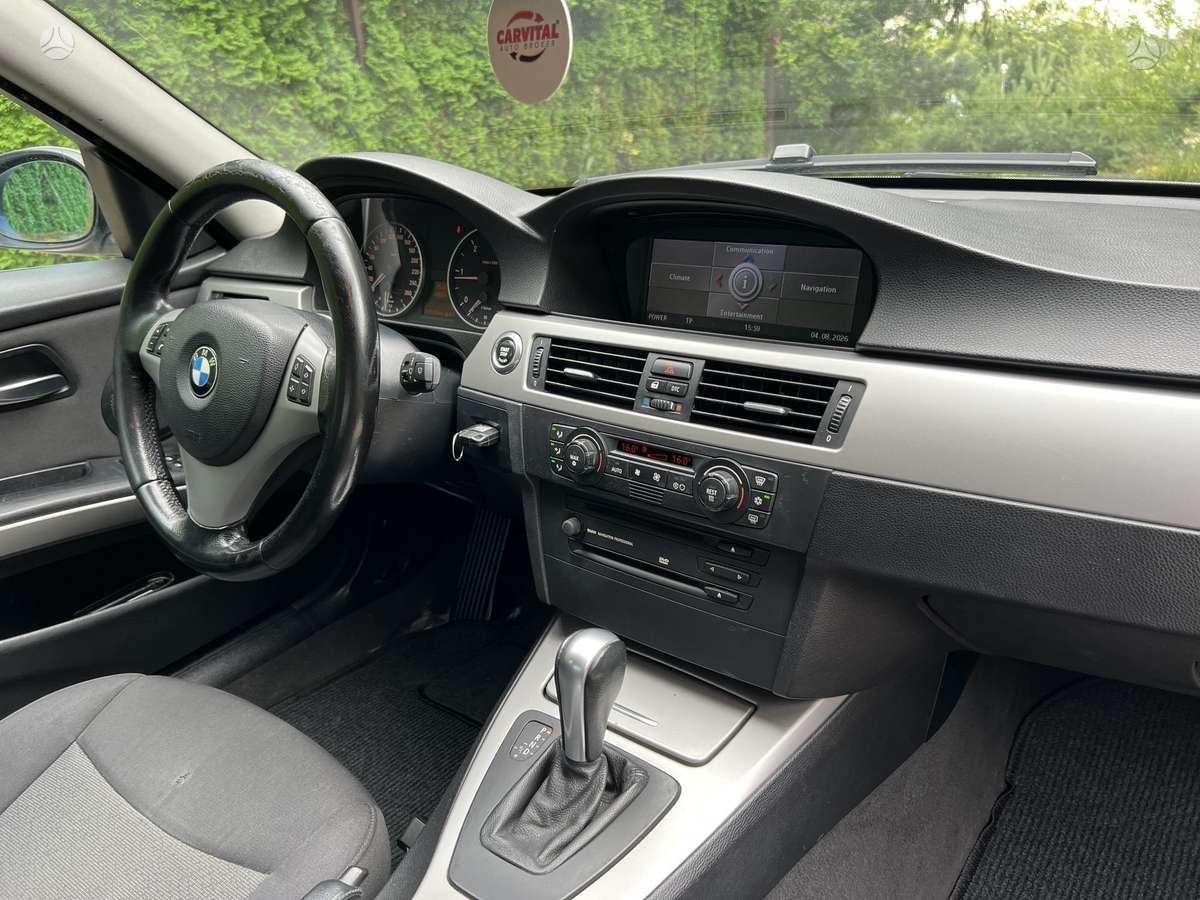 BMW 320, 2.0 l., Седан