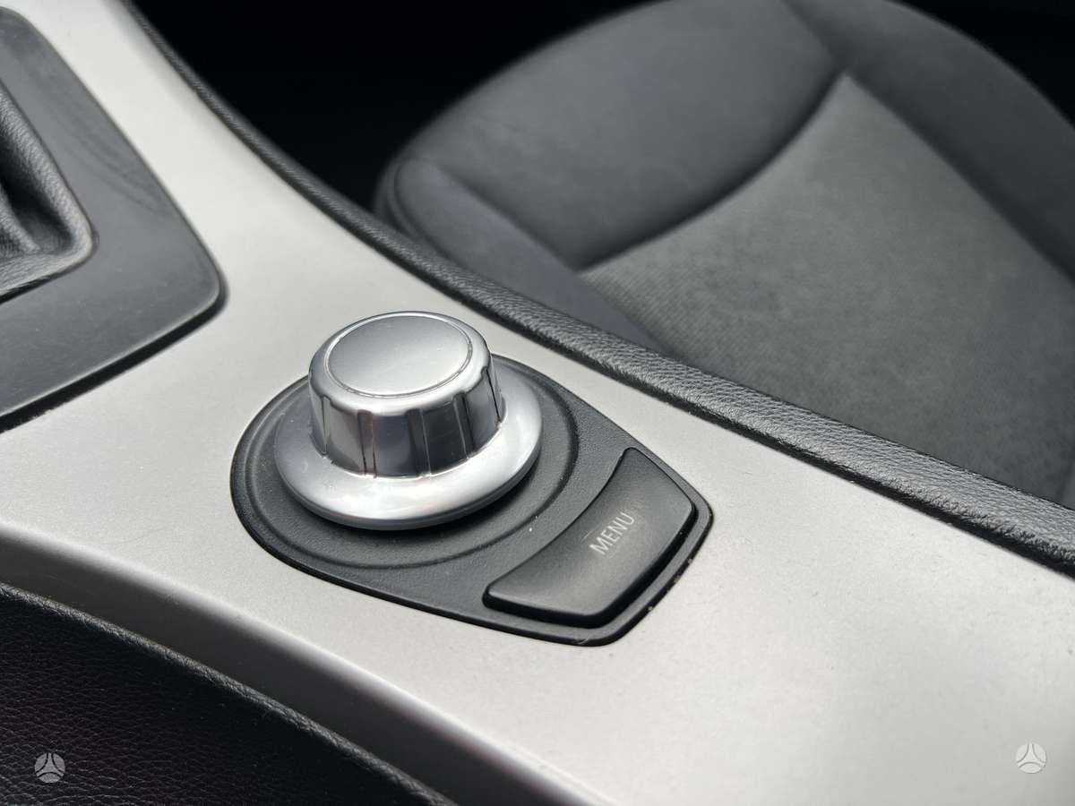 BMW 320, 2.0 l., Седан