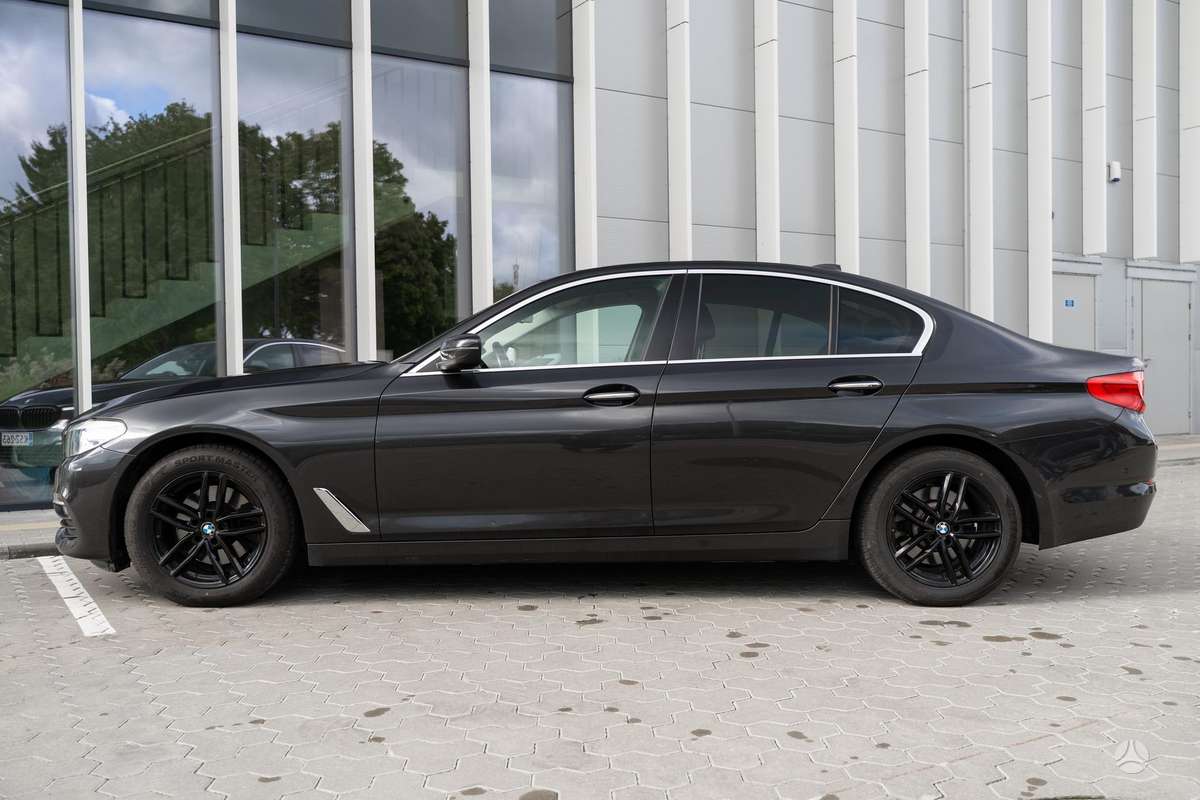 BMW 520, 2.0 l., Седан
