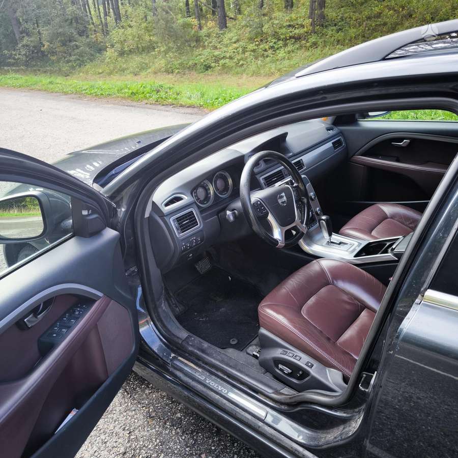 Volvo V70, 2.0 l., Универсал