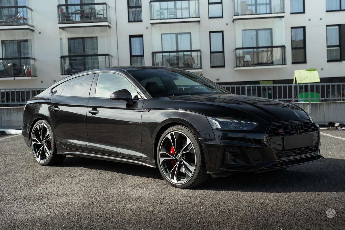 Audi S5, 3.0 l., Седан