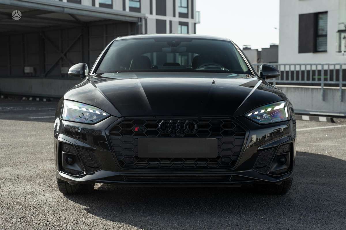 Audi S5, 3.0 l., Седан