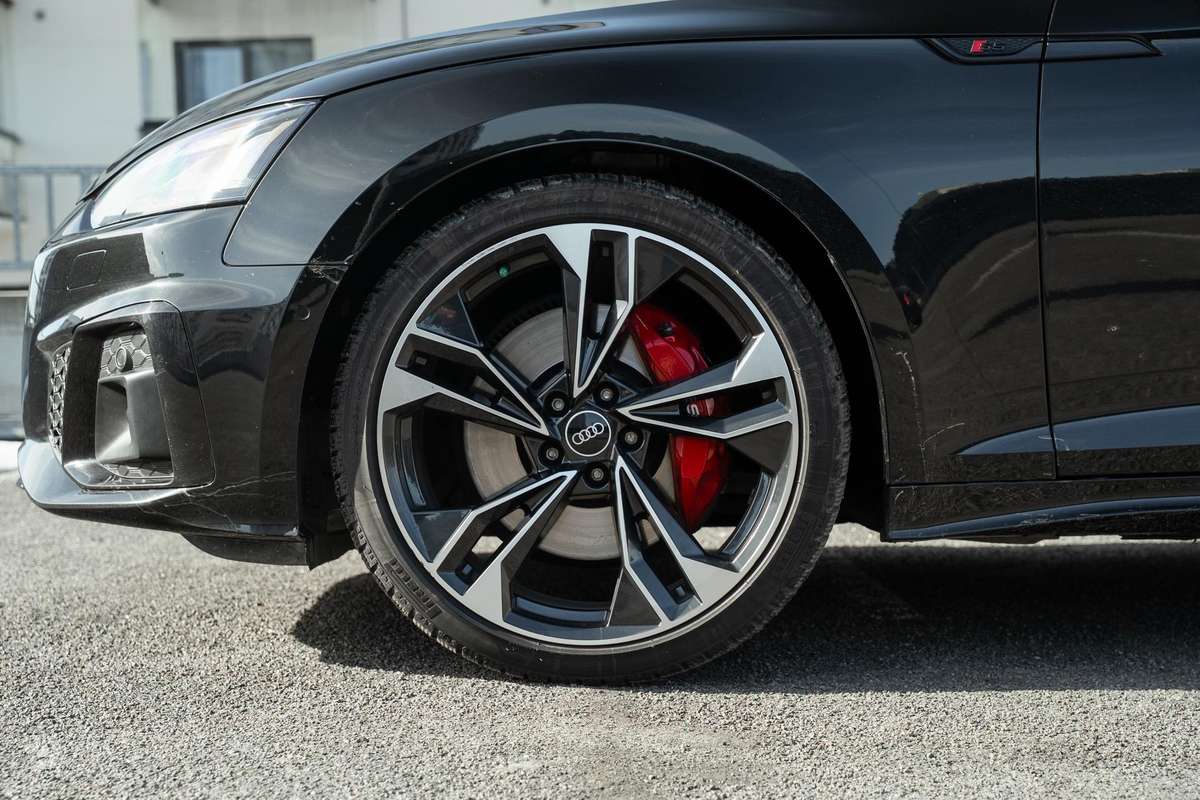 Audi S5, 3.0 l., Седан