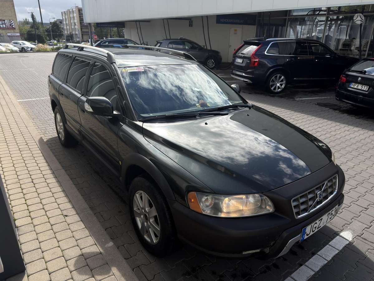 Volvo XC70, 2.4 l., wagon