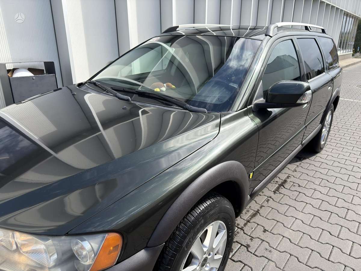Volvo XC70, 2.4 l., wagon