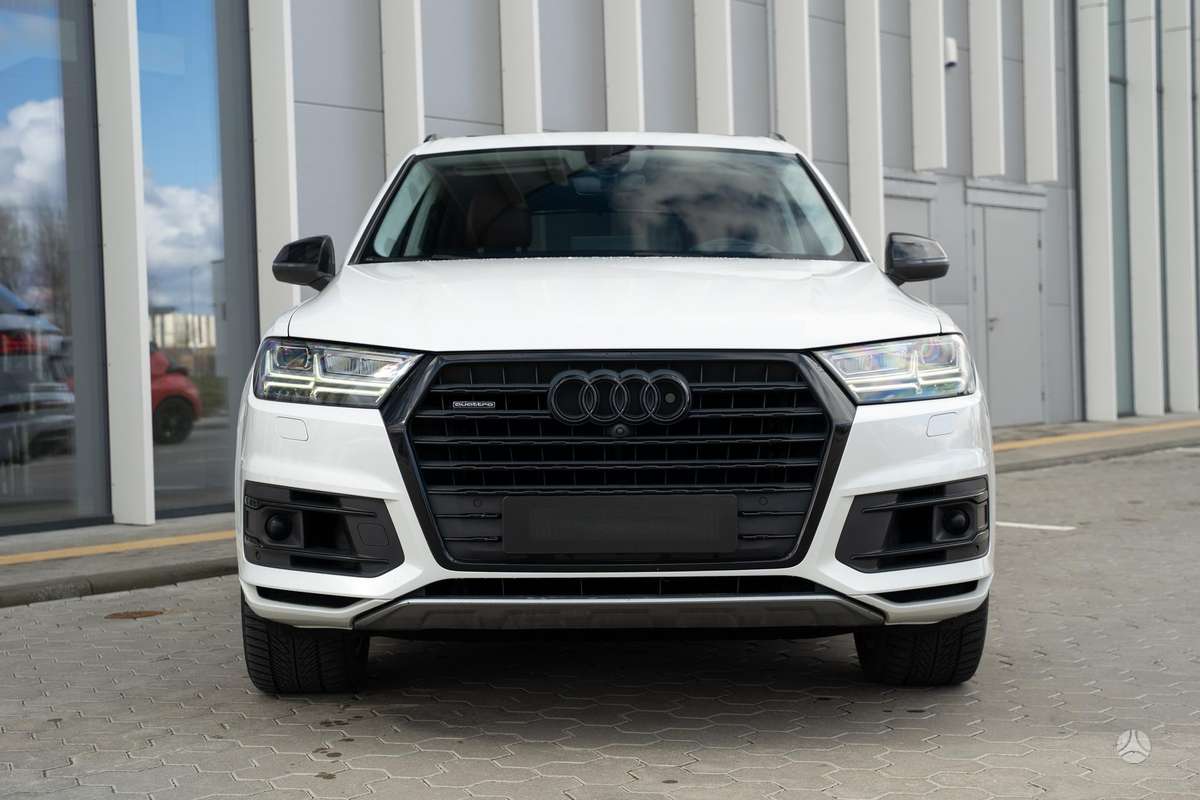 Audi Q7, 3.0 l., off-road / crossover