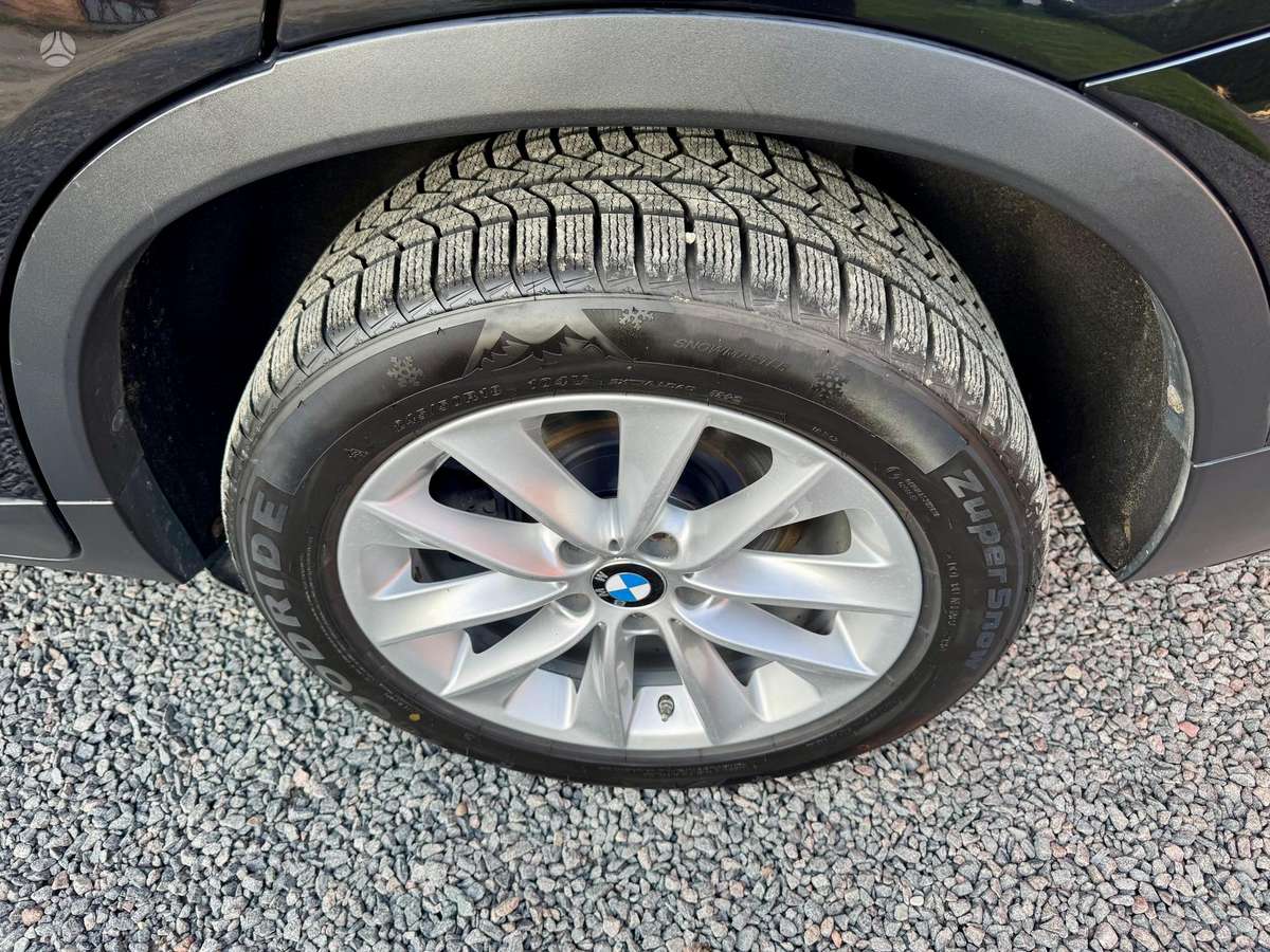 BMW X3, 2.0 l., off-road / crossover