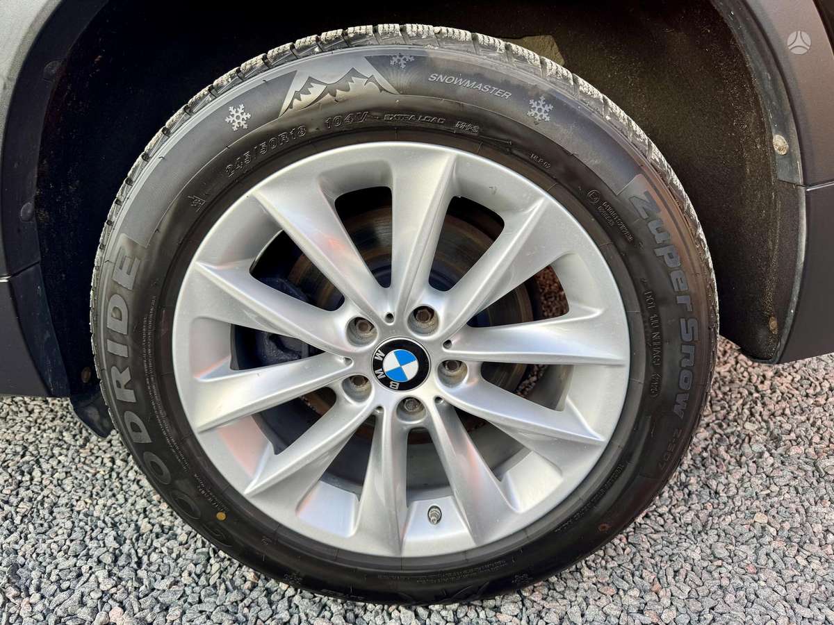 BMW X3, 2.0 l., off-road / crossover