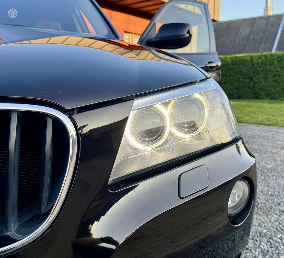 BMW X3, 2.0 l., off-road / crossover