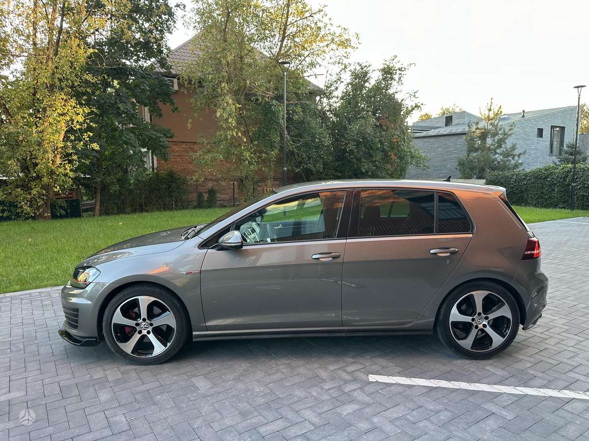 Volkswagen Golf, 2.0 l., hatchback