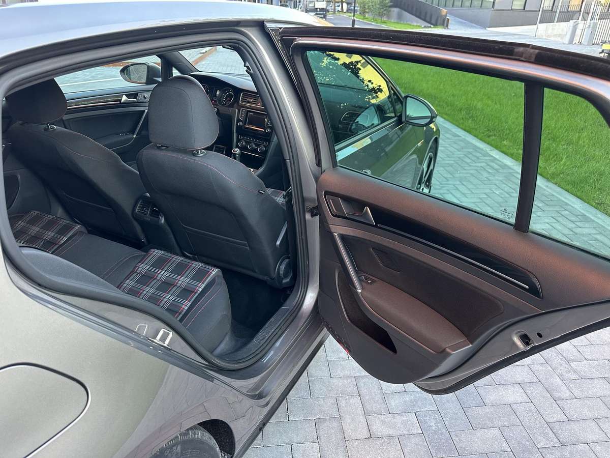 Volkswagen Golf, 2.0 l., hatchback