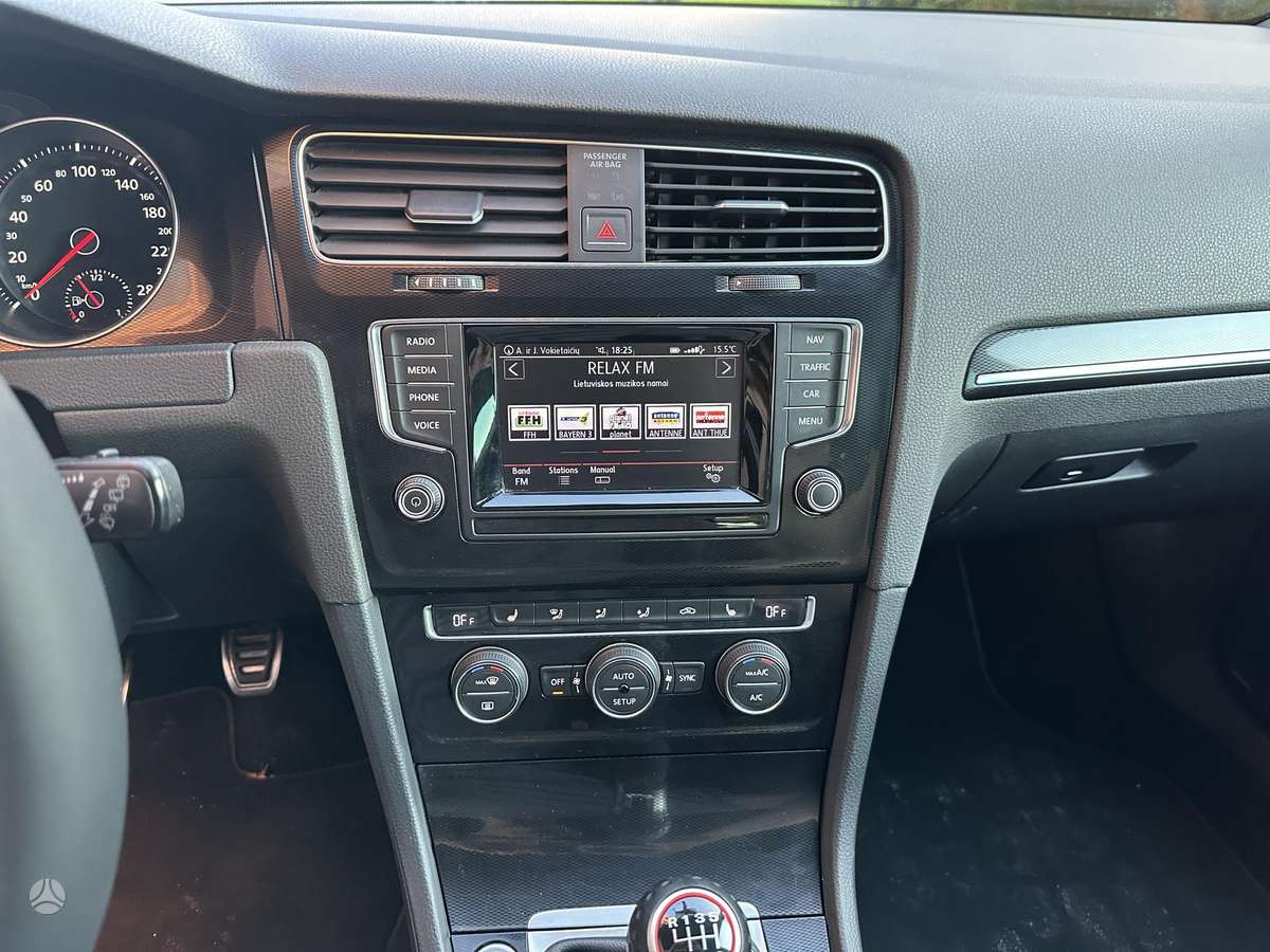 Volkswagen Golf, 2.0 l., hatchback