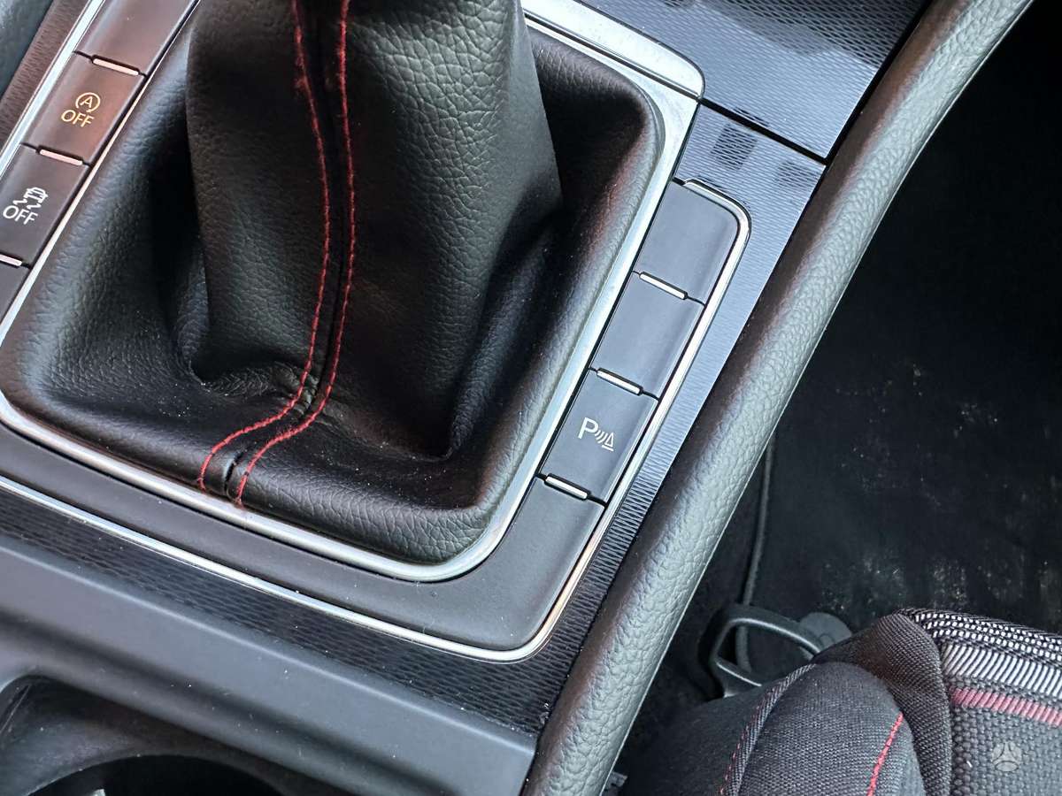 Volkswagen Golf, 2.0 l., hatchback