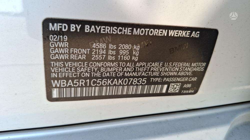 BMW 330, 2.0 l., Седан
