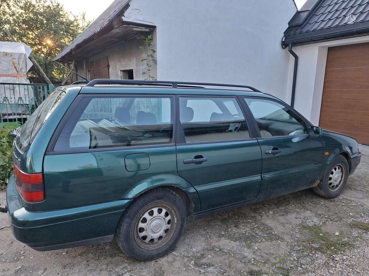 Volkswagen Passat, 1.6 l., Универсал
